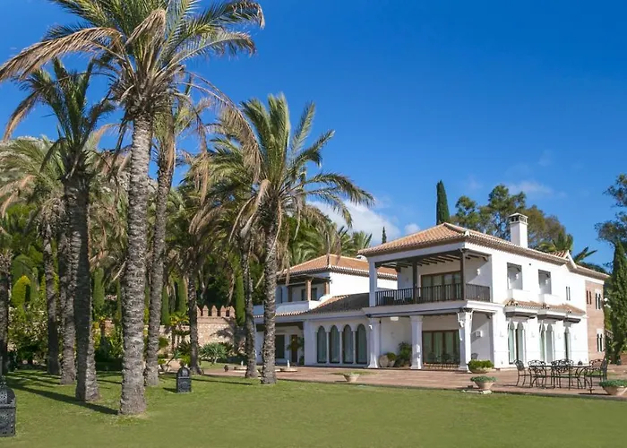 Cubo\'S Mountain Bayview Luxury Villa