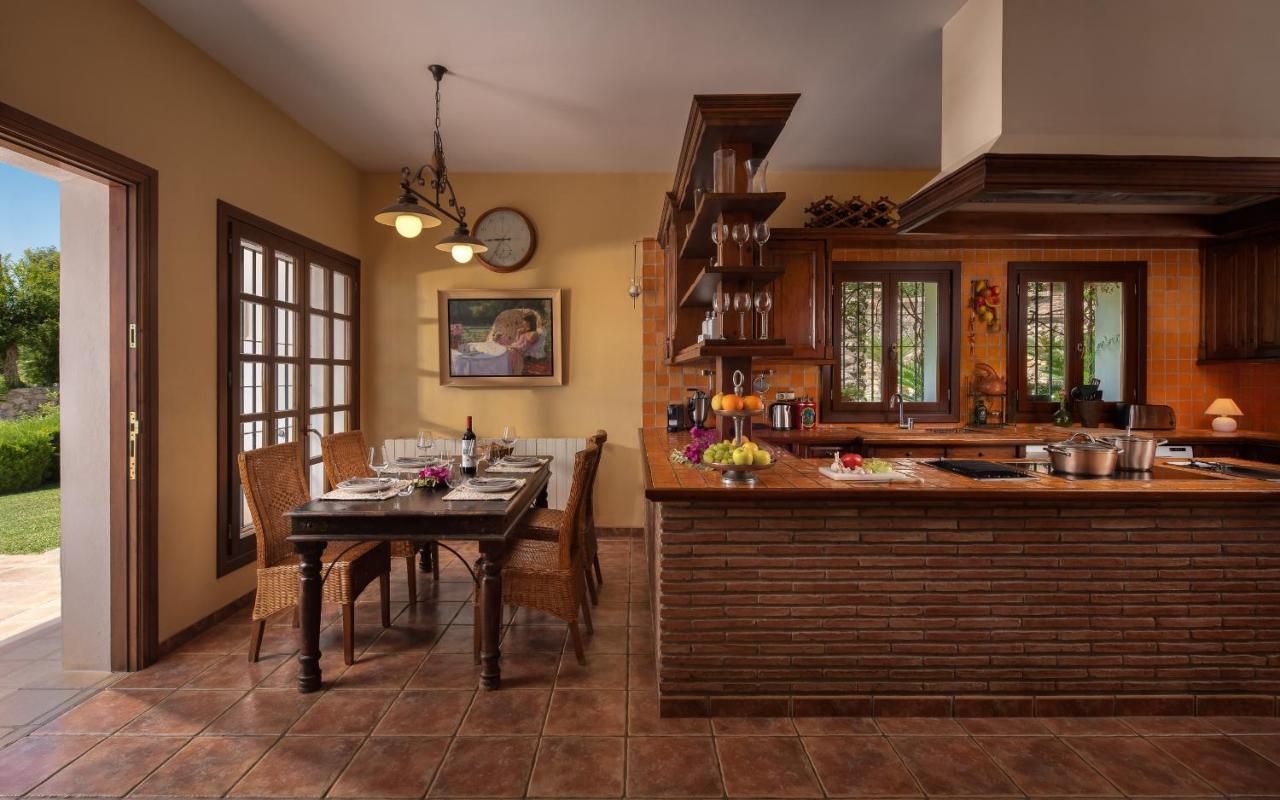 Cubo's Mountain Bayview Luxury