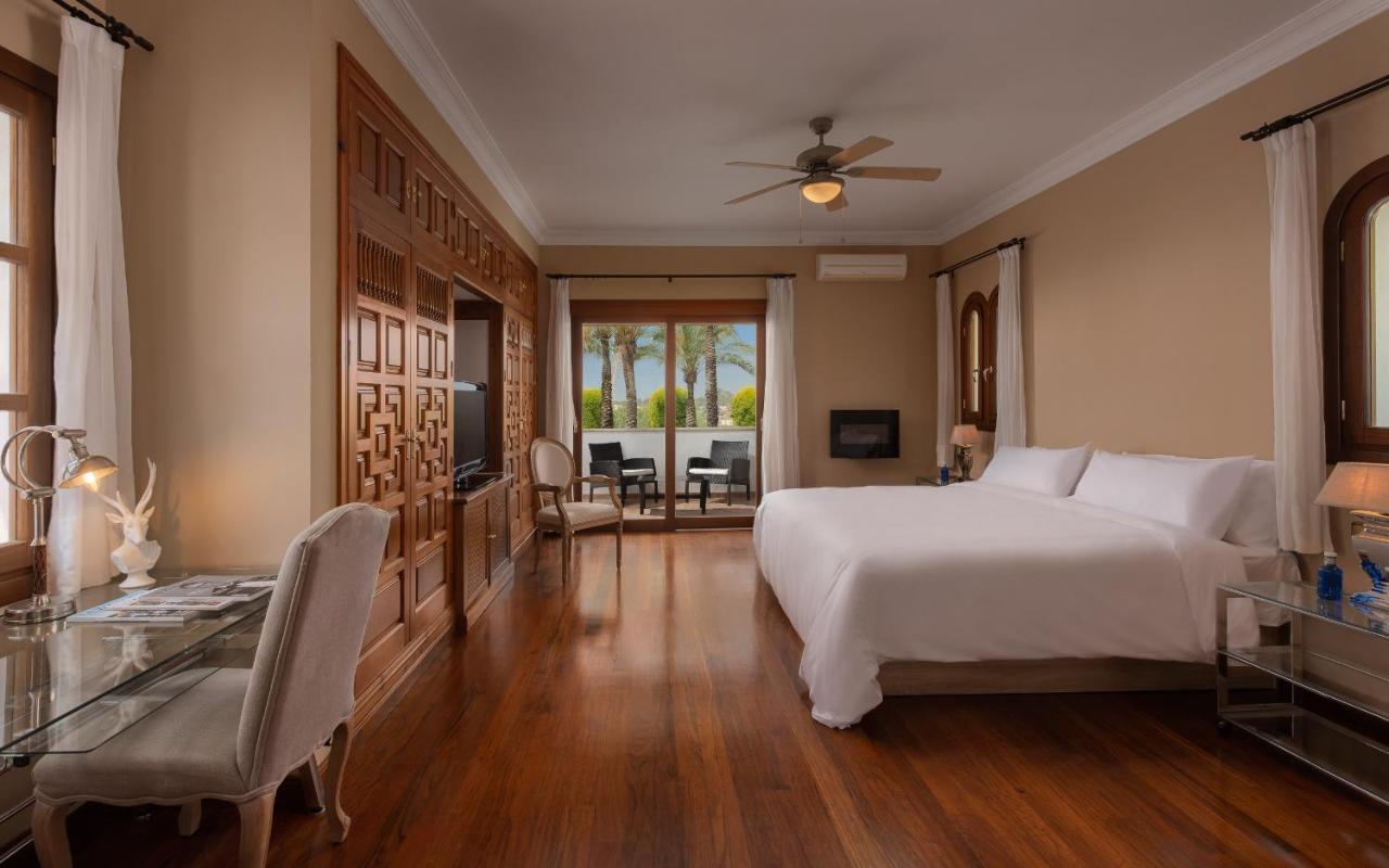 Cubo's Mountain Bayview Luxury Malaga